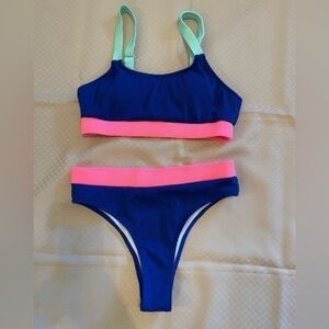 Ribbed color block bikini NWOT in Small.